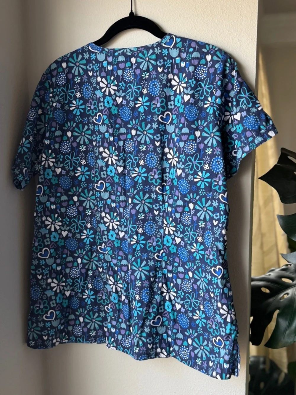 UA Scrubs Women's Floral V-Neck Top